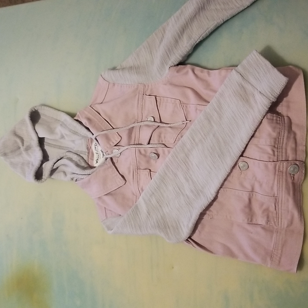 Jacket - Picture 2 of 4